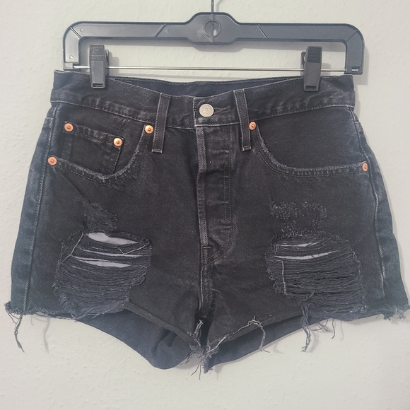 Levi’s 501 Denim Black Short Size W27 - Picture 1 of 14